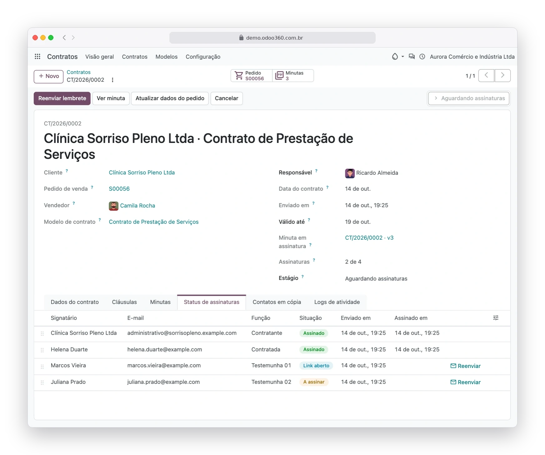 Status de assinaturas do contrato no Odoo360 com signatários assinados, link aberto e a assinar